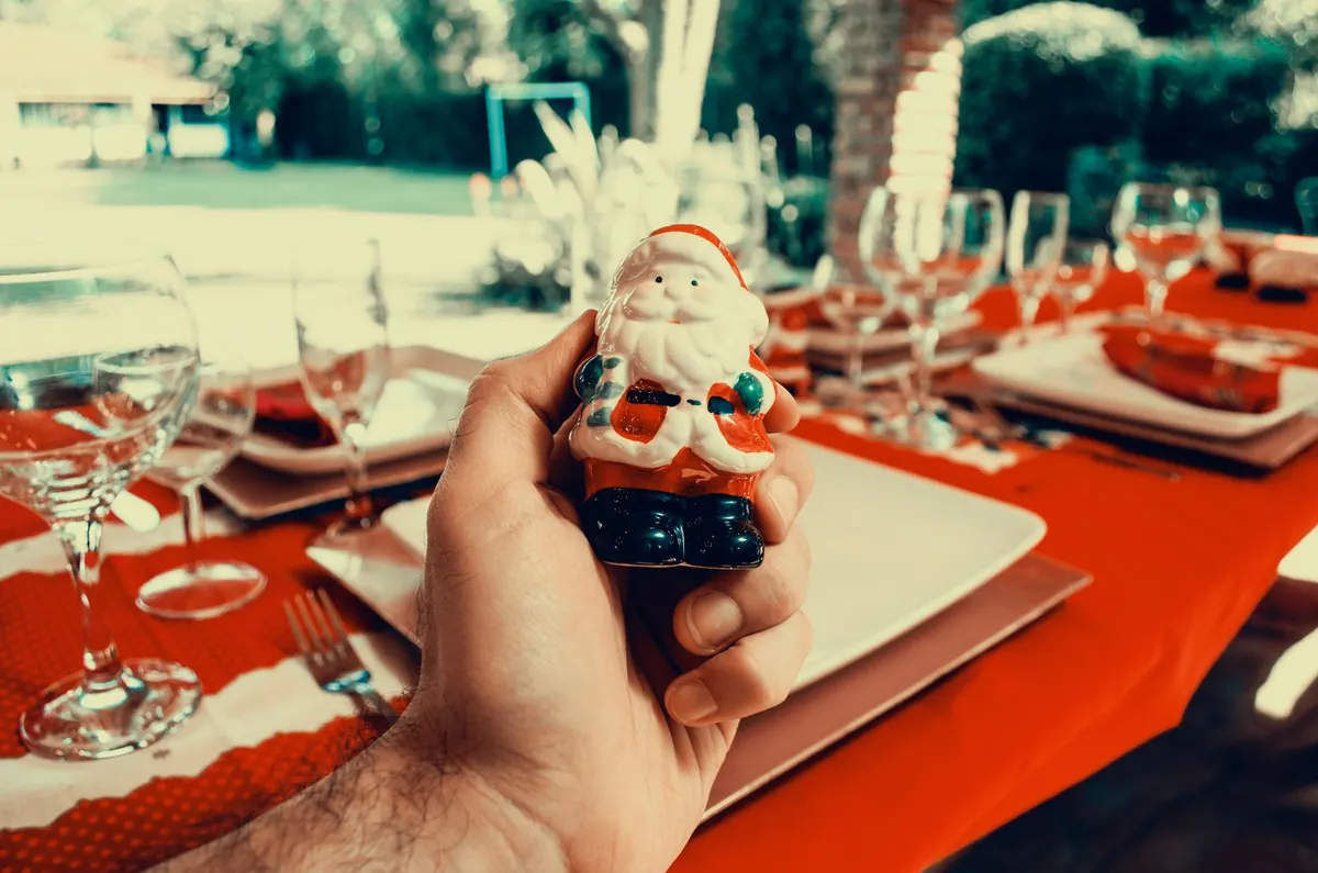 Seasonal Styling: How to Use Vintage Decor for a British Christmas Table